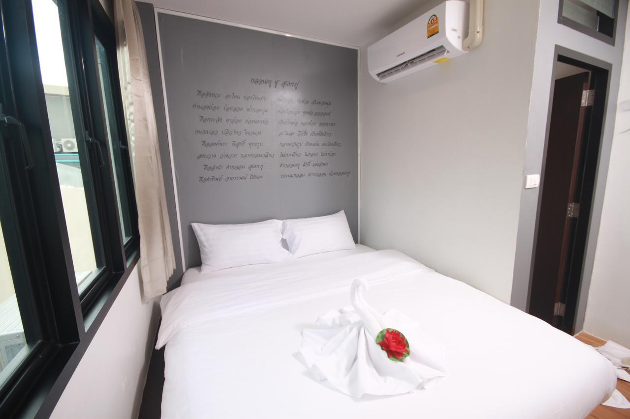 Darin Hostel Bangkok Buitenkant foto