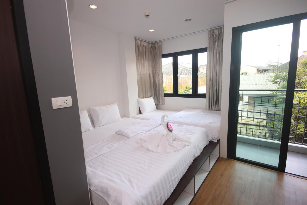 Darin Hostel Bangkok Buitenkant foto